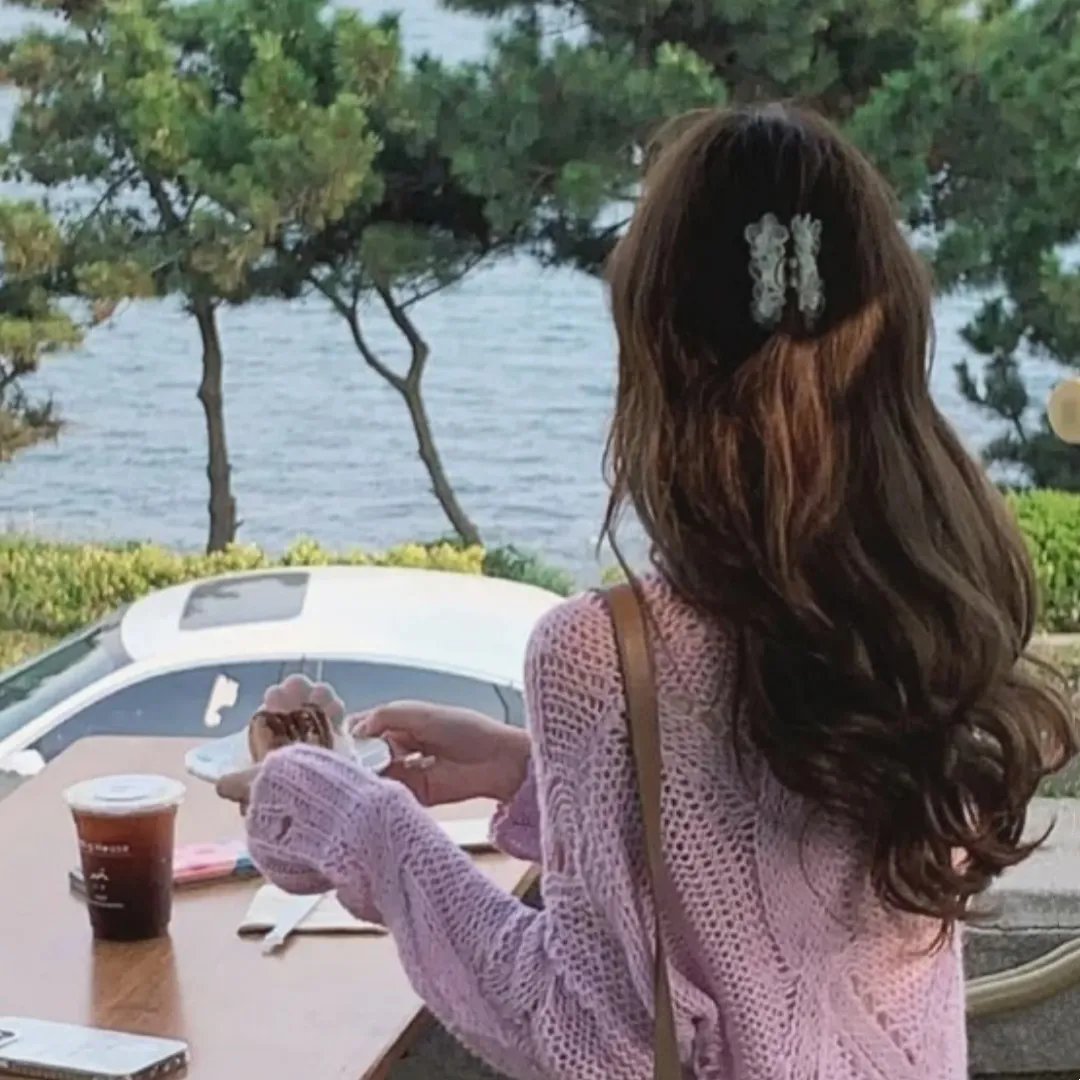 俏奶妈俱乐部封面